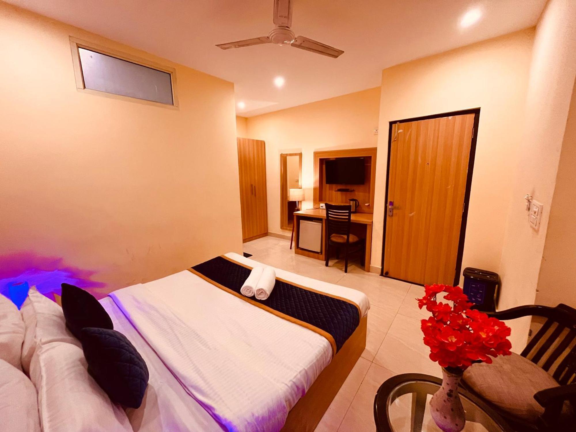 The Reo Luxury Hotel - Haridwār Esterno foto